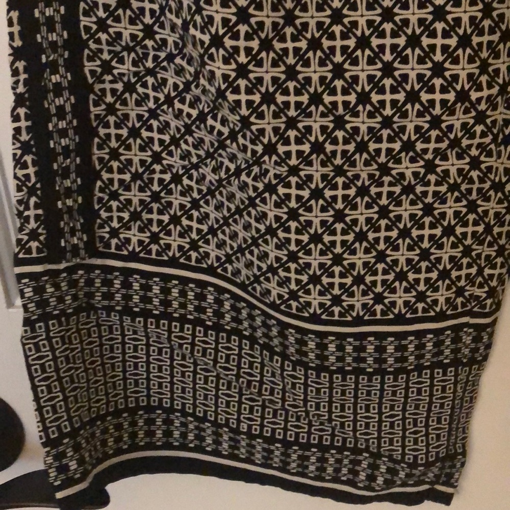 Max Studio Drawstring Crop Pants - Picture 2 of 4